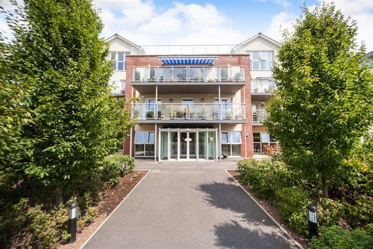 Ellisfields Court - Resale