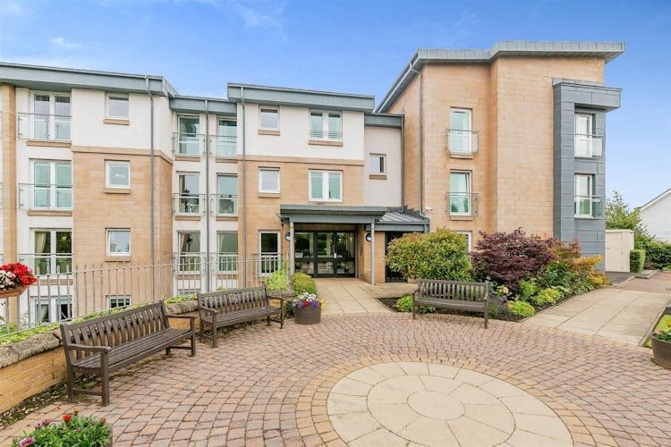 Lauder Court - Resale