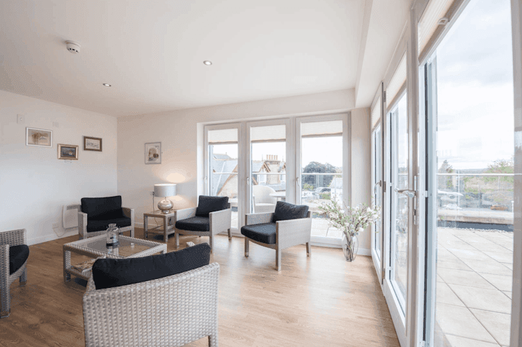 Lyle Court - Resale