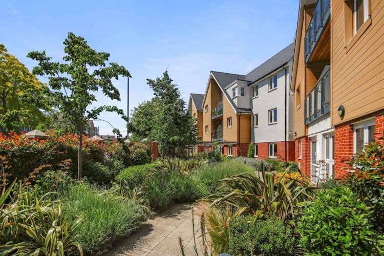 Sydney Court - Resale