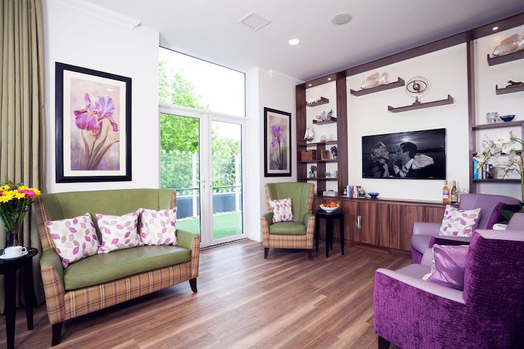 Oaklands House Care Home