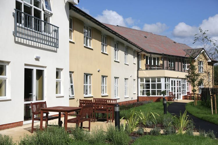 De Lucy House Care Home